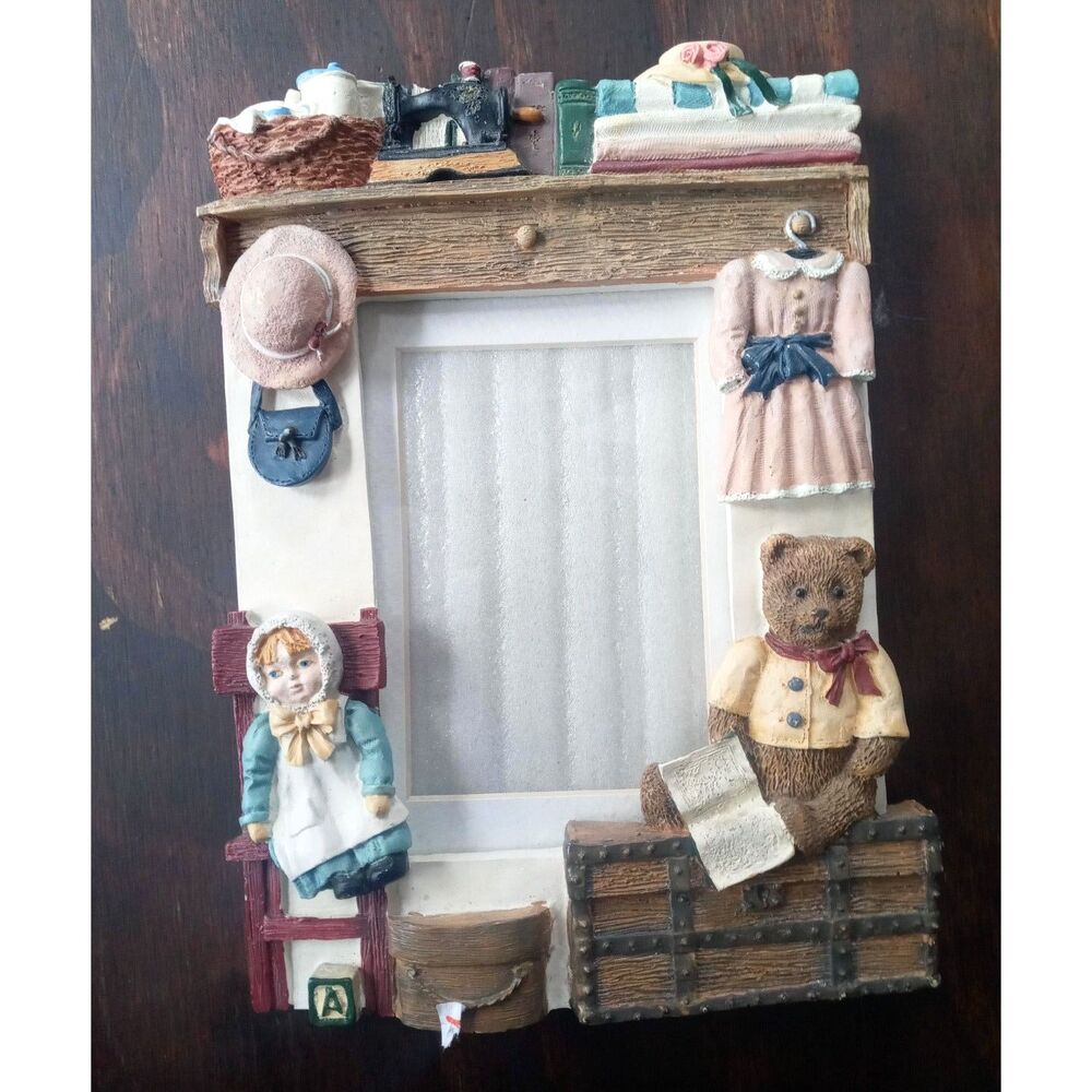 Vintage Fiji Graphics 3D Resin Picture Frame  "Grandma's House"